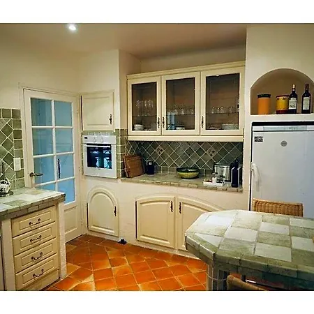 Hotel Petit Comfortable Sainte-Maxime