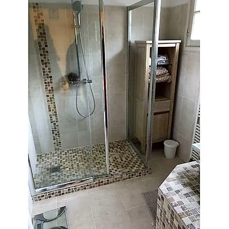 Petit Comfortable Hotel